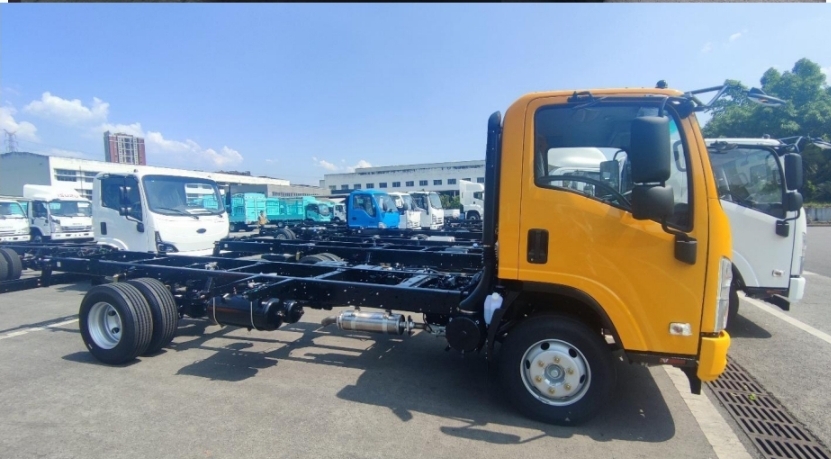ISUZU NPR SUPER JAMBO 8T 5