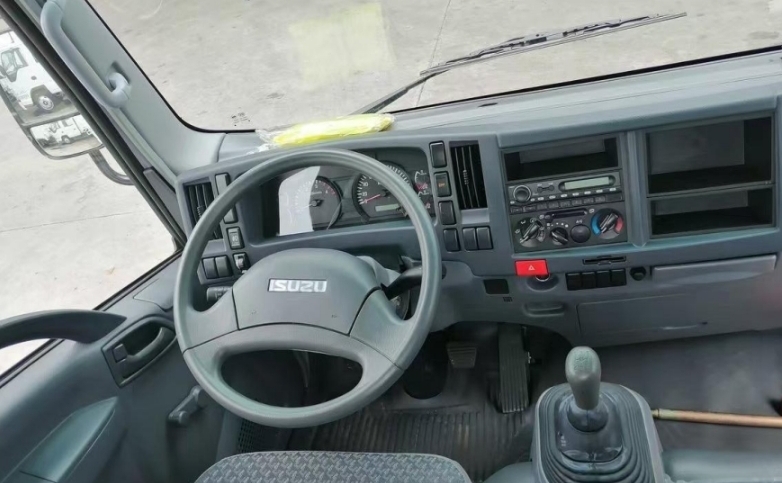 ISUZU NPR SUPER JAMBO 8T 6